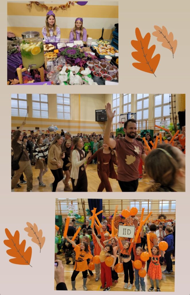 Na kolejnym zdjęciu widzimy podobną, kolorową imprezę z różnymi grupami uczestników. 1. W górnej części zdjęcia są dwie dziewczynki ubrane w fioletowe stroje, siedzące za stołem pełnym różnorodnych potraw i przekąsek. Na stole widać słodycze, ciasta, owoce, a także dzbanek z napojem. Dziewczynki prawdopodobnie reprezentują swoją grupę w ramach jakiejś prezentacji kulinarnej. Dekoracje wokół mają jesienne motywy, co nawiązuje do całości tematyki imprezy. 2. W środkowej części zdjęcia widzimy grupę uczestników ubranych głównie w brązowe stroje. Znajdują się oni w trakcie tańca lub zabawy, a uśmiechy na ich twarzach świadczą o dobrej atmosferze. Widać, że w tle za nimi znajduje się duża grupa obserwujących uczestników. 3. Na dole widzimy grupę dzieci ubranych w pomarańczowe stroje, która trzyma balony i dmuchane pałki w tym samym kolorze. Dzieci trzymają kartkę z napisem "IID", co może oznaczać ich klasę lub grupę. Wszystko to wpisuje się w jesienny motyw, z dodatkowymi grafikami liści w pomarańczowych odcieniach, co podkreśla sezonowy charakter wydarzenia. Cała scena jest bardzo radosna i pełna kolorów, a uczestnicy biorą udział w zabawach i wspólnych aktywnościach